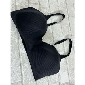 Vanity Fair Wireless Bra Size 38DD Black Color